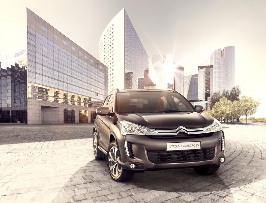  Citroen C4 AirCross 2012 года  (фото 12 из 30)